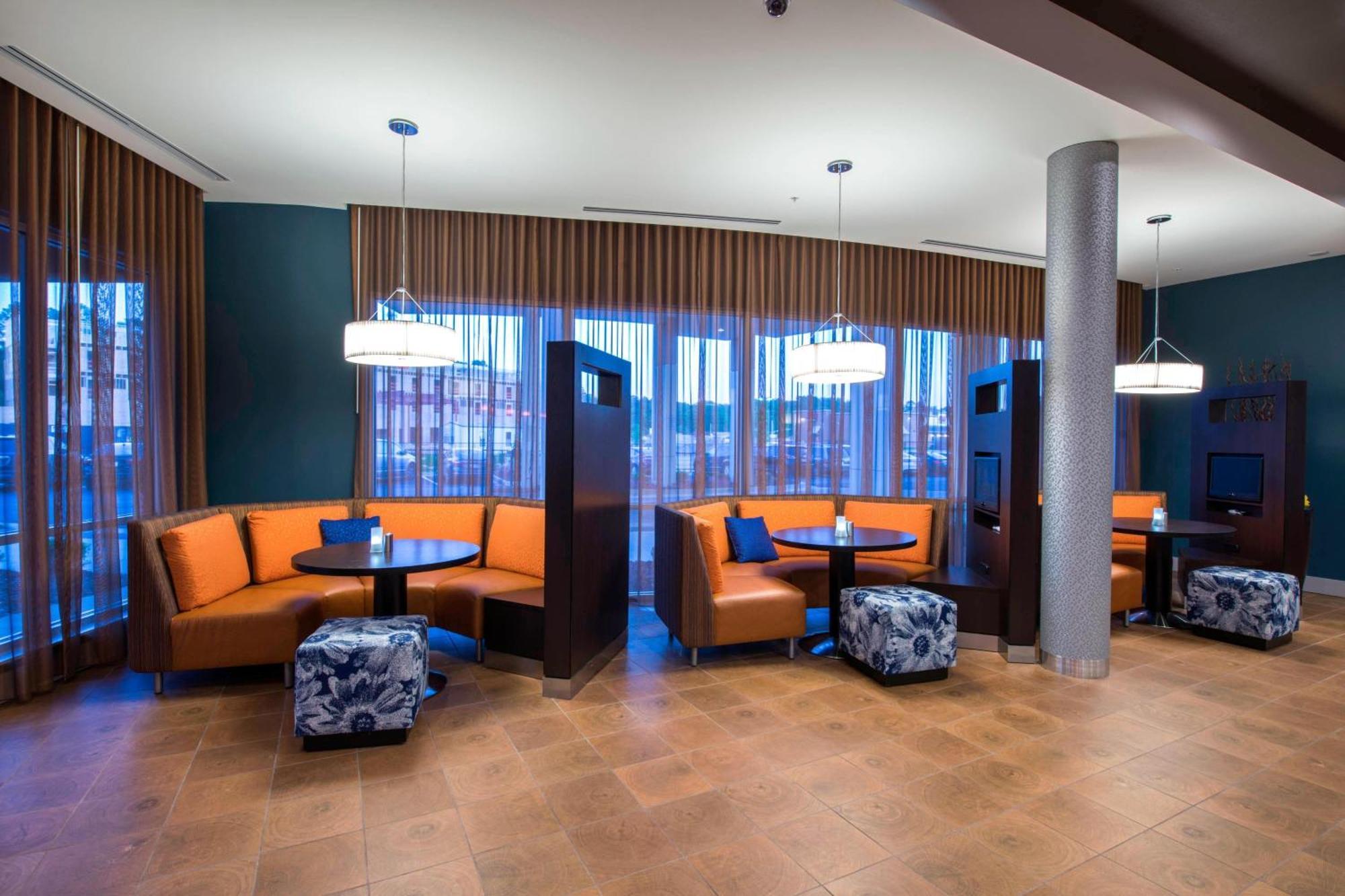 Courtyard By Marriott 3* Columbus