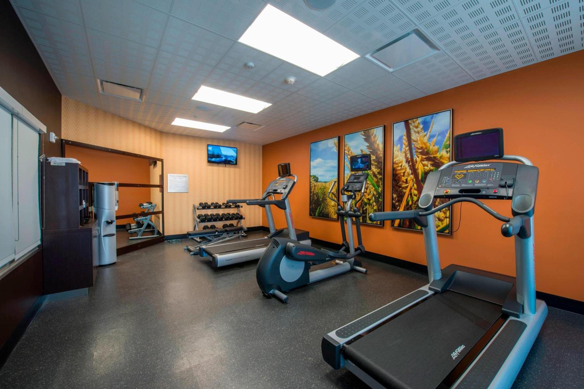 Courtyard By Marriott 3*